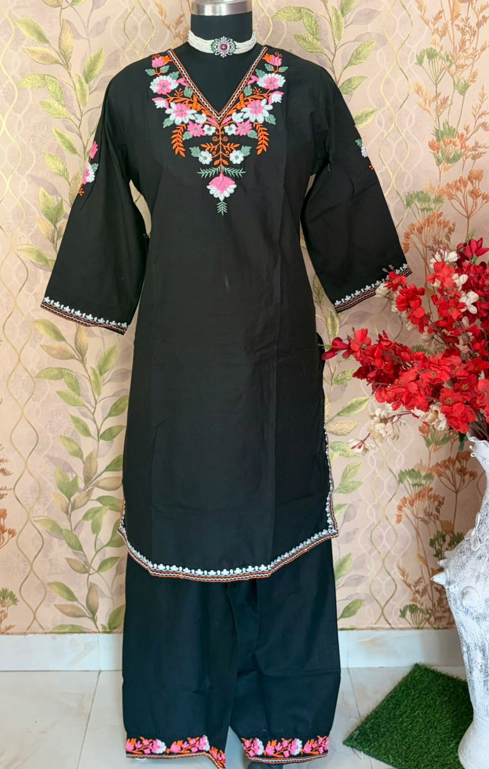 navy blue color kurta set (copy) (copy) (copy) BLACK COARD SET
